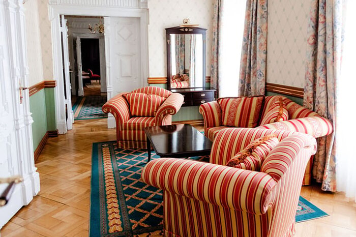 Kaminzimmer im Schlossparkhotel Schkopau