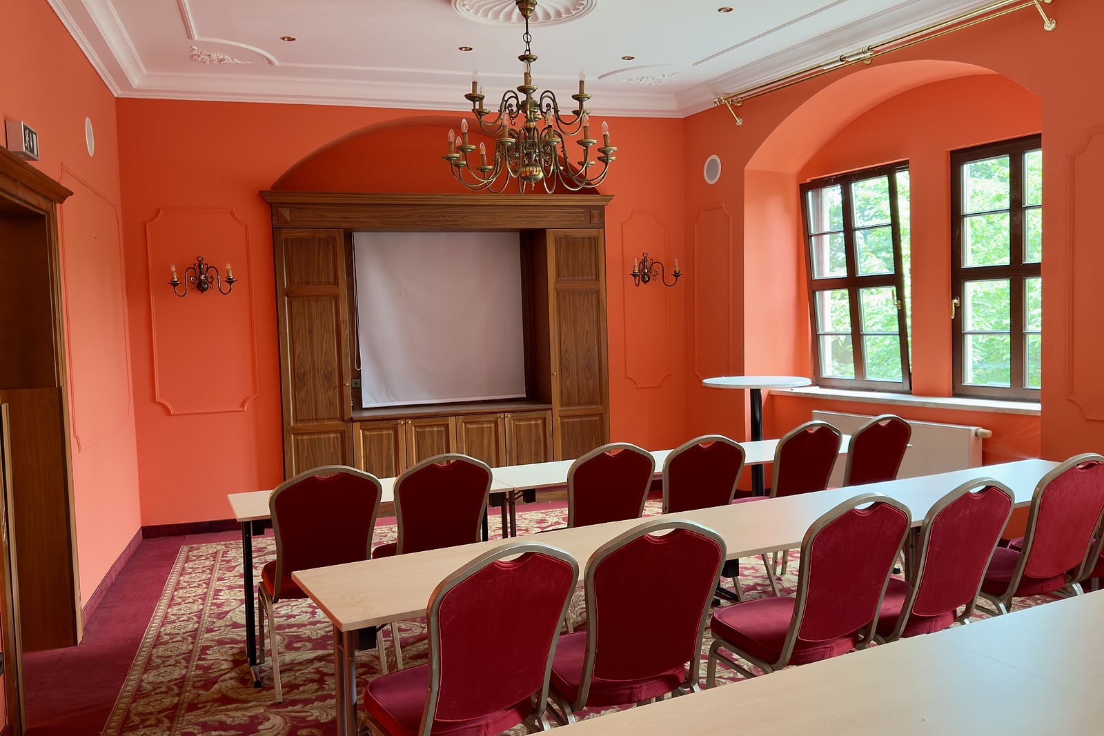 Roter Salon im Schlossparkhotel Schkopau